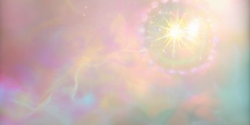 把爱留给明星究竟是哪首歌？
