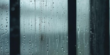 窗外的雨滴滴究竟是哪首歌？